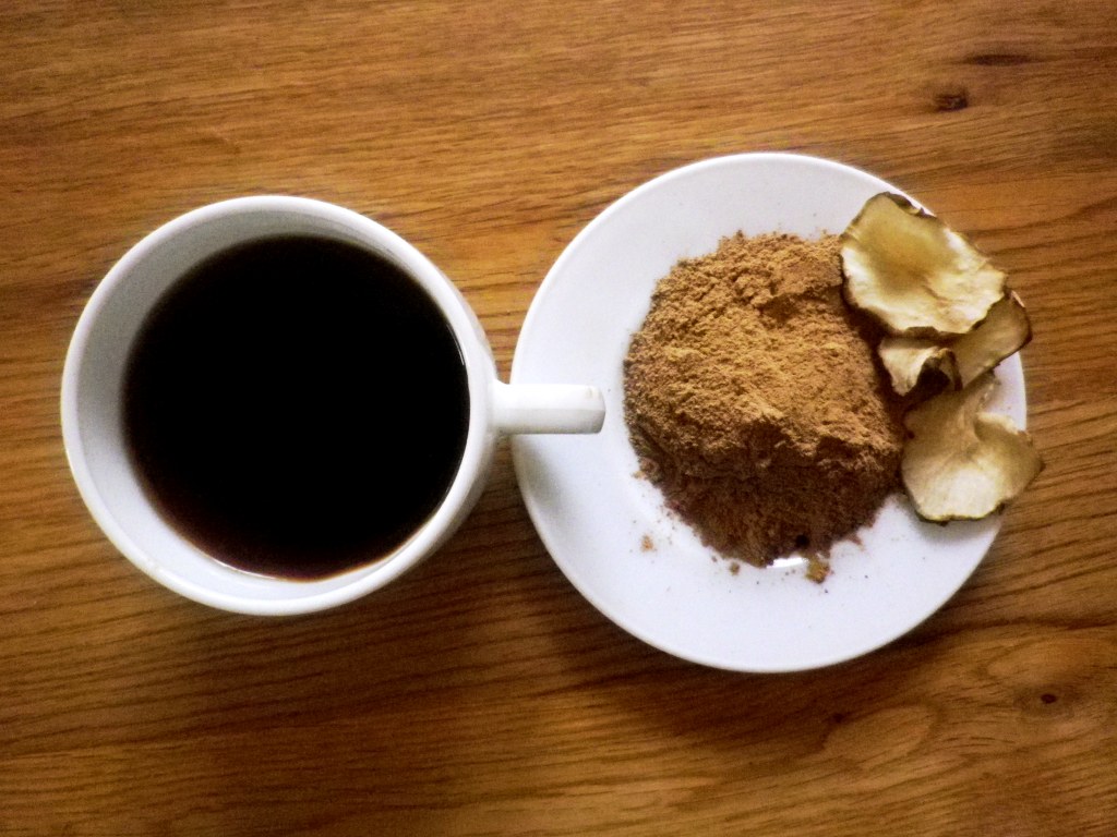 topinambu-kava-be-pieno